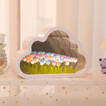 Cloud Tulip Lamp™