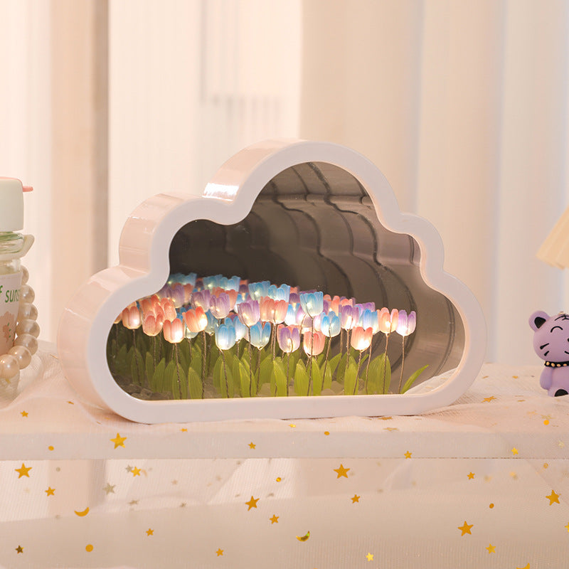 Cloud Tulip Lamp™